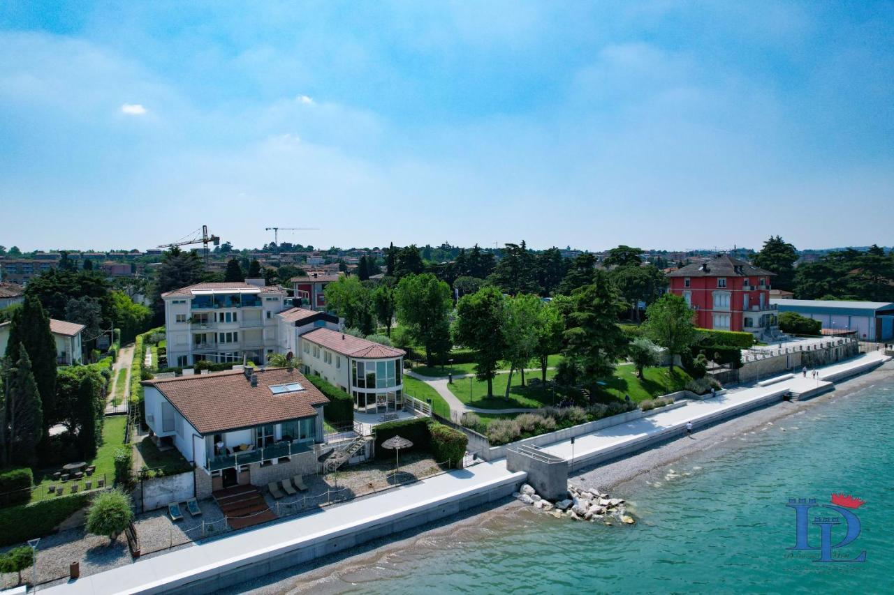 Desenzanoloft Official Partner Marriott Homes & Villas - Villa Meraviglia Desenzano del Garda Exterior photo